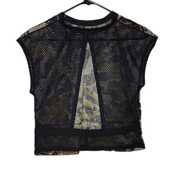 Koral Watch Stratosphere Mesh Back Cropped Athletic Top in Autumnal Black Small - Picture 3 of 9